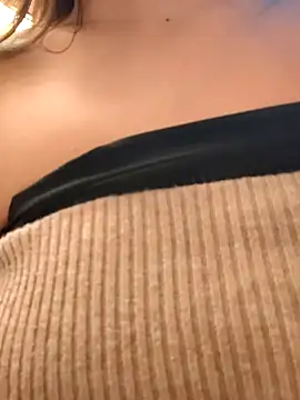 Maiden-Hot online show from 10-02-25, 07:43