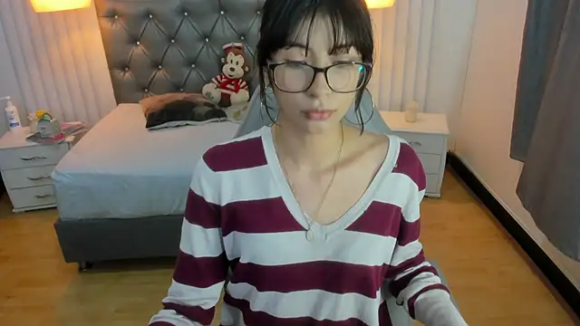 Snapshot of mia_vanucci1 chatting on 03-08-25, 04:01 mia vanucci1 online show from 03-08-25, 04:01