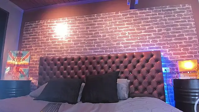 Snapshot of Thomas_May4rs chatting on 02-20-25, 04:28 Thomas May4rs online show from 02-20-25, 04:28