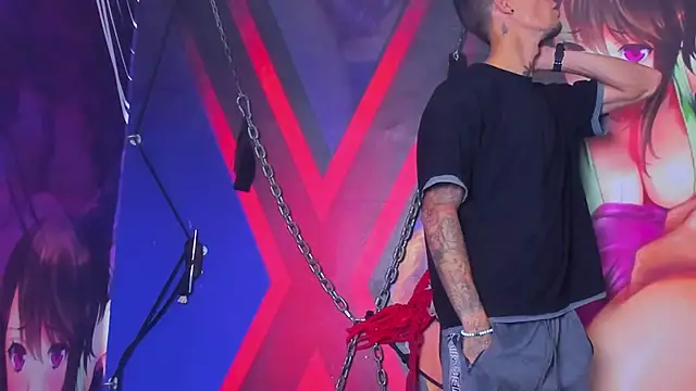 Snapshot of Destroy_the_bimbo1 chatting on 02-22-25, 07:36 Destroy the bimbo1 online show from 02-22-25, 07:36