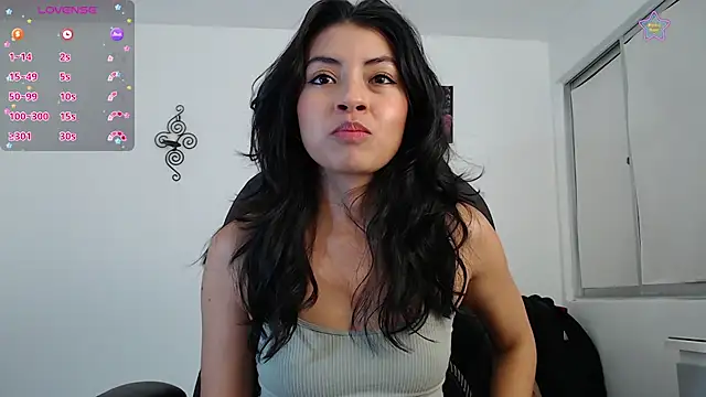 ellajonz online show from 07-26-26, 01:14