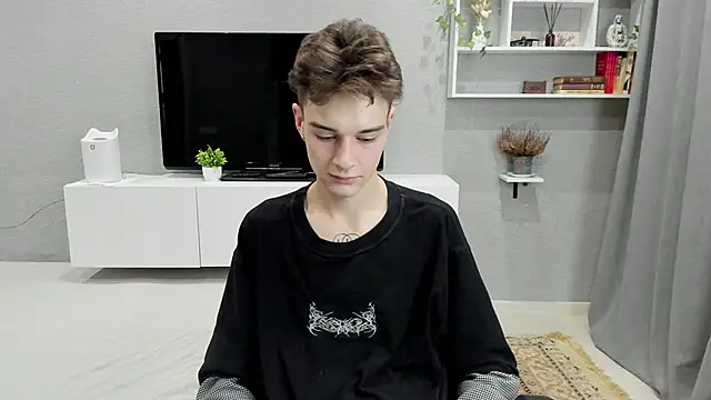 avegothy- online show from 02-07-25, 06:56