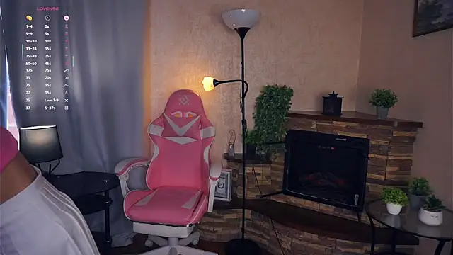 ErlinaBuoy online show from 09-24-25, 05:33