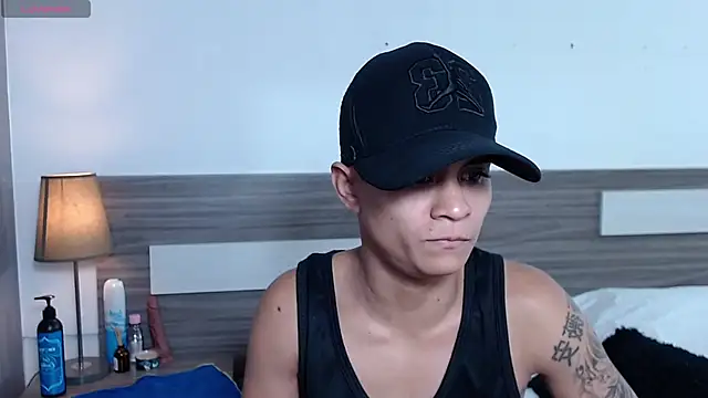 Liiamthompson online show from 12-03-25, 09:18