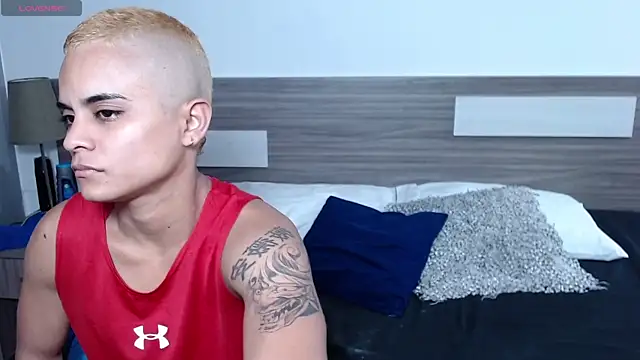 Liiamthompson online show from 01-07-26, 09:56