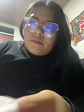 viccky vick online show from 02-15-25, 03:31