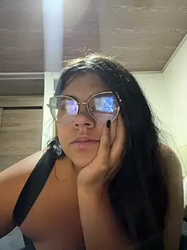 viccky vick online show from 03-16-25, 03:58