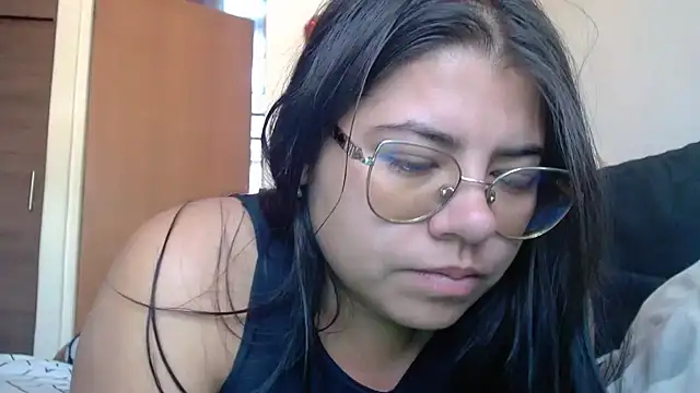 viccky vick online show from 09-11-25, 07:03