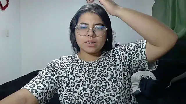 viccky vick online show from 10-25-25, 10:37