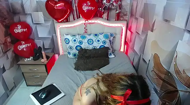 nicolee millerr online show from 02-14-25, 04:31