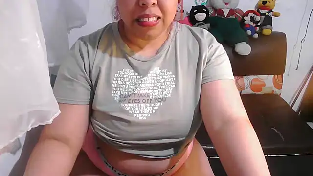 alexandraluv online show from 11-06-25, 01:06