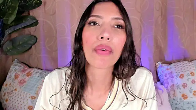 Miss veronicaa2 online show from 06-19-26, 01:59
