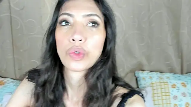 Miss veronicaa2 online show from 06-29-26, 01:11