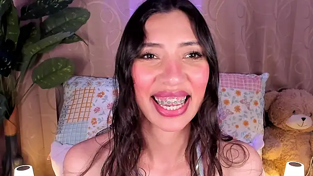 Miss veronicaa2 online show from 07-22-26, 01:25