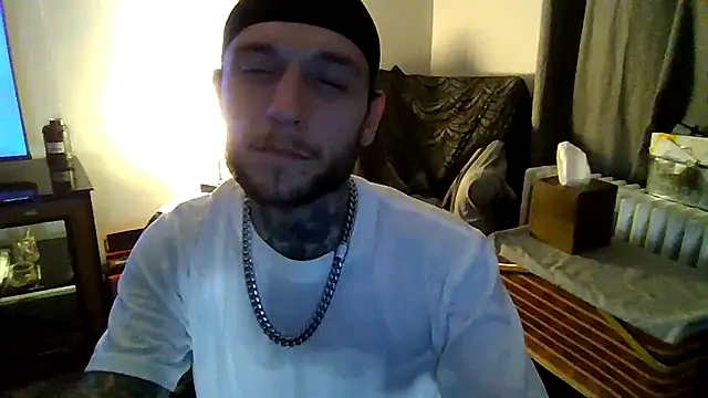 cruz815 online show from 12-20-25, 01:12