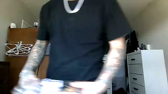 cruz815 online show from 04-12-26, 02:11