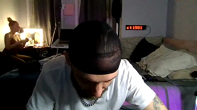 cruz815 online show from 05-06-26, 03:02
