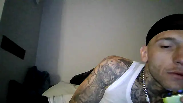 cruz815 online show from 06-15-26, 06:37