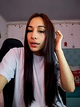 Marce0 online show from 12-17-25, 03:56