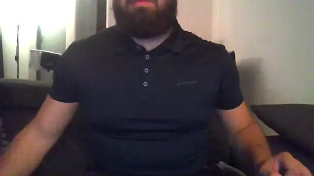 Snapshot of Zer_oki chatting on 10-31-25, 07:48 Zer oki online show from 10-31-25, 07:48