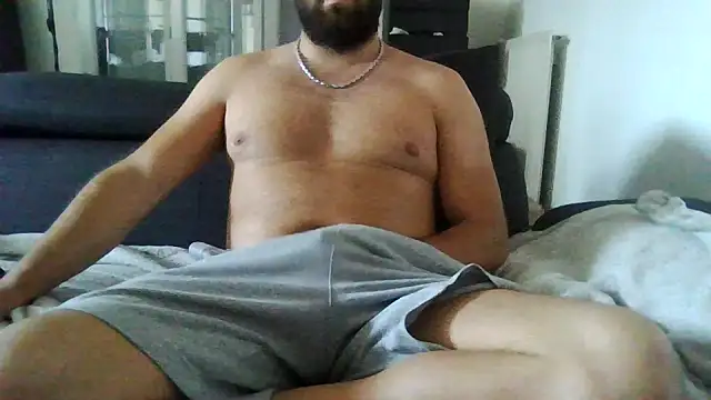Snapshot of Zer_oki chatting on 06-20-26, 08:50 Zer oki online show from 06-20-26, 08:50
