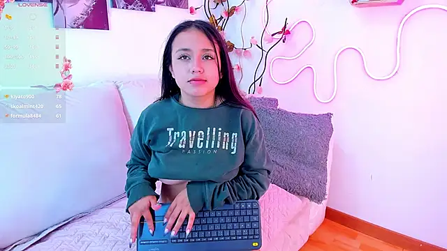 sophie moonnn online show from 03-05-25, 09:26