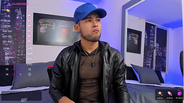 Max Conor1 online show from 02-06-25, 11:32