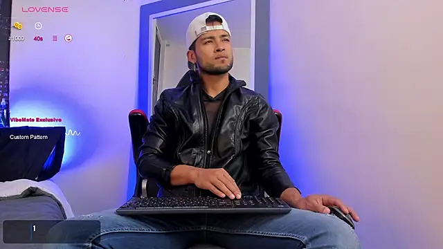 Max Conor1 online show from 02-17-25, 11:13