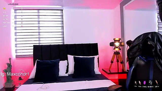 Max Conor1 online show from 03-08-25, 01:14