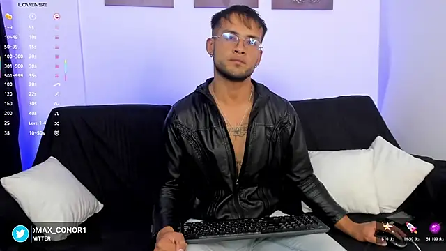 Max Conor1 online show from 12-19-25, 03:57