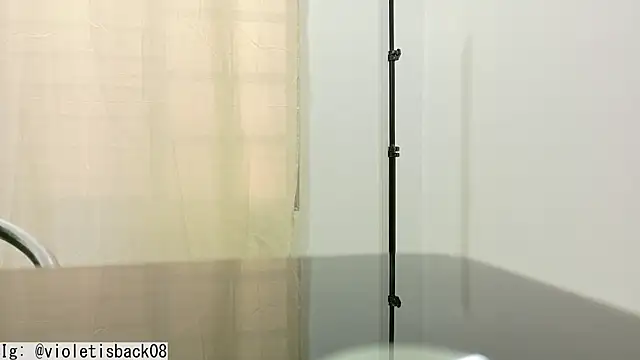 Snapshot of violetisback08 chatting on 02-10-26, 06:23 violetisback08 online show from 02-10-26, 06:23