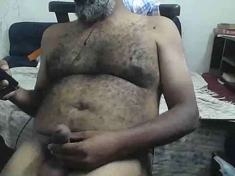 Snapshot of awesomeroc123 chatting on 07-15-26, 07:19 awesomeroc123 online show from 07-15-26, 07:19