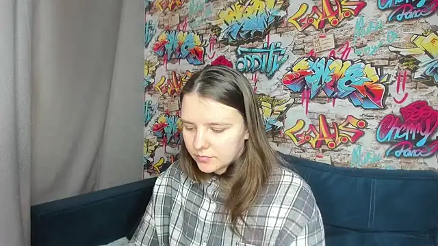 Snapshot of Jenny_Jimmy chatting on 04-15-26, 09:16 Jenny Jimmy online show from 04-15-26, 09:16