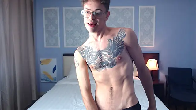 William Henry  online show from 02-02-25, 06:58