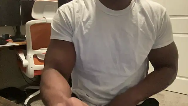 BodyandBBC online show from 11-19-25, 03:01