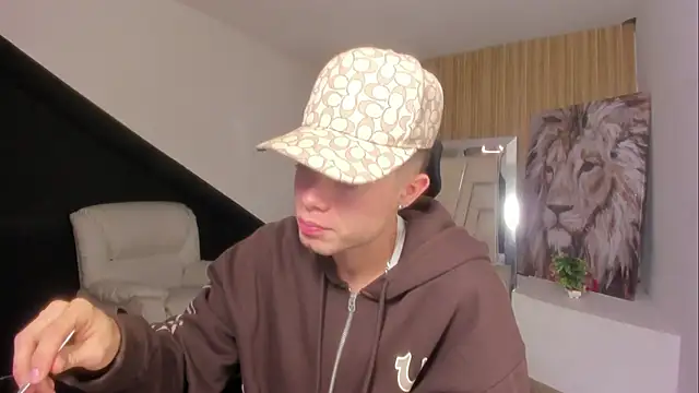 marcuscollins1  online show from 04-20-26, 01:25