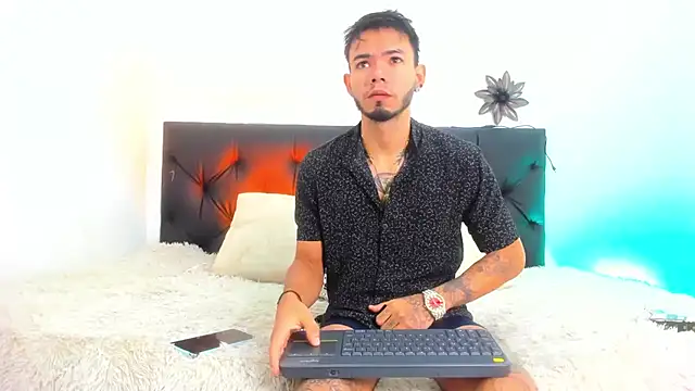 Niick01  online show from 03-12-25, 11:53