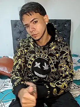 Niick01  online show from 11-24-25, 01:27