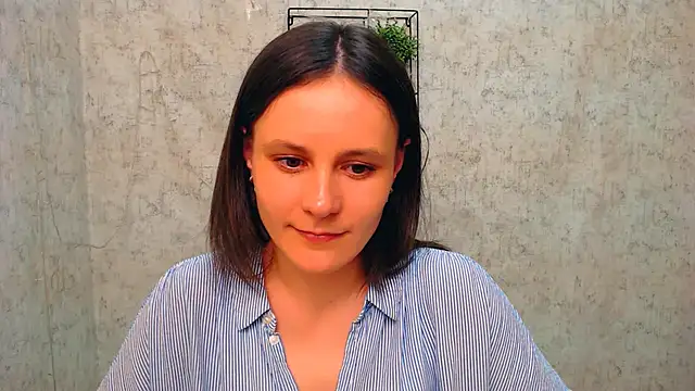 ValeriaHeart  online show from 02-21-25, 03:43