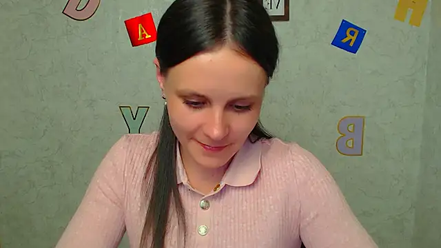 ValeriaHeart  online show from 03-19-25, 04:34