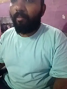 Snapshot of bayboy4760_ind chatting on 02-06-25, 05:40 bayboy4760 ind online show from 02-06-25, 05:40