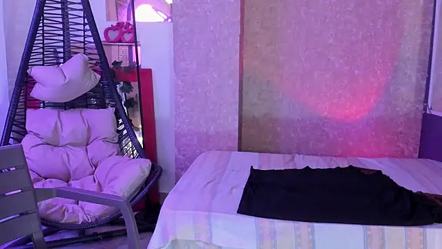 Snapshot of FelicitaSweet chatting on 03-22-25, 02:16 FelicitaSweet online show from 03-22-25, 02:16