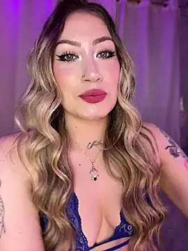 Snapshot of Lally_Valencia__ chatting on 07-16-26, 08:31 Lally Valencia online show from 07-16-26, 08:31