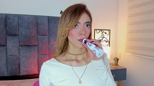 Violetta Ficher online show from 06-03-26, 02:58