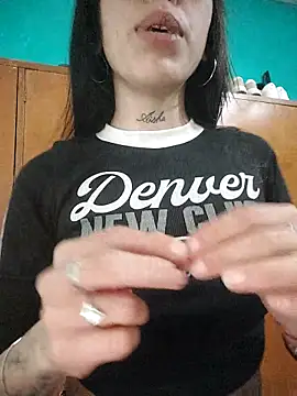 Snapshot of LAMISMALUCI chatting on 09-10-25, 01:55 LAMISMALUCI online show from 09-10-25, 01:55