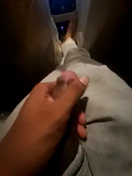 Snapshot of Singleboylucknow chatting on 09-12-25, 09:37 Singleboylucknow online show from 09-12-25, 09:37