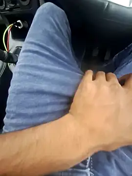 Snapshot of Singleboylucknow chatting on 10-29-25, 07:32 Singleboylucknow online show from 10-29-25, 07:32