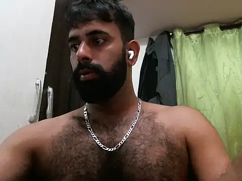 Snapshot of indianhairybull chatting on 10-26-25, 12:05 indianhairybull online show from 10-26-25, 12:05