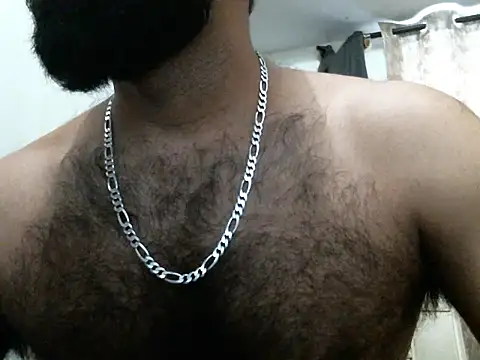 Snapshot of indianhairybull chatting on 04-26-26, 04:43 indianhairybull online show from 04-26-26, 04:43