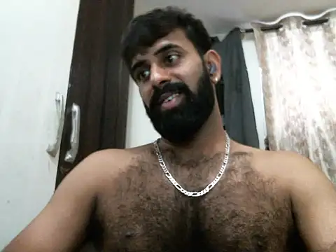 Snapshot of indianhairybull chatting on 04-27-26, 04:54 indianhairybull online show from 04-27-26, 04:54